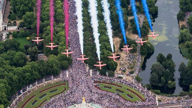 Britiske Red Arrows skal få nye oppvisningsfly