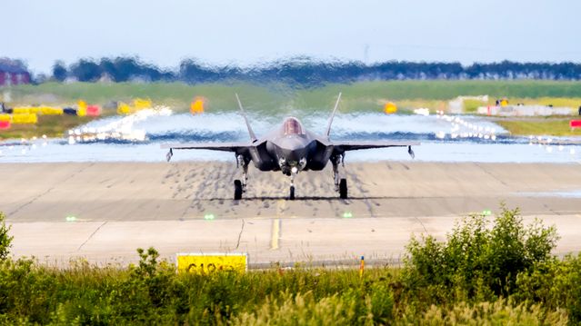 Øker forsvarsbudsjettet med 19,2 milliarder kroner