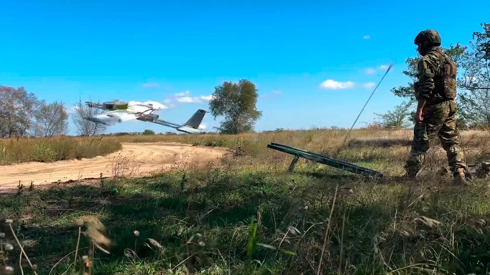 Illustrasjon av App gjør ukrainske borgere til drone-overvåkere