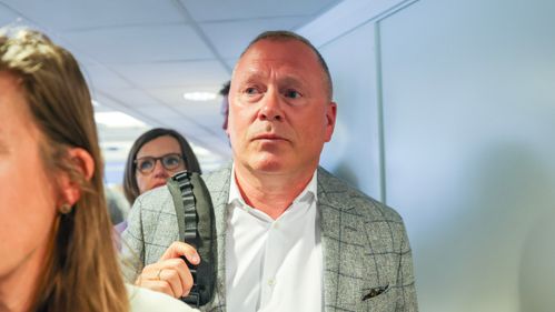 Illustrasjon av Bekrefter omstridt investering i israelsk selskap som vedlikeholder jagerfly