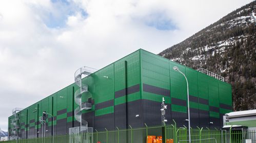 Illustrasjon av De grønne industriene rakner – vi står igjen med datasentre