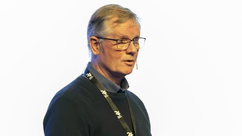 Illustrasjon av Vestlandskommuner bygger egen KI-assistent