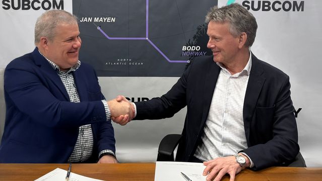 Regjeringen sier ja: Vil ha sjøfiber til Svalbard og Jan Mayen