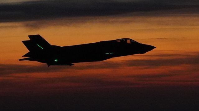 Norske piloter så russiske missiler treffe tettbygde områder i Ukraina