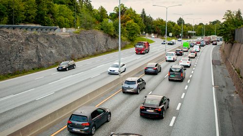 Illustrasjon av Én million grunner til å endre bilavgiftene