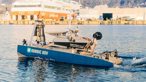 Ingen er om bord i båten som sjekker vann&shy;kvaliteten i Bergen