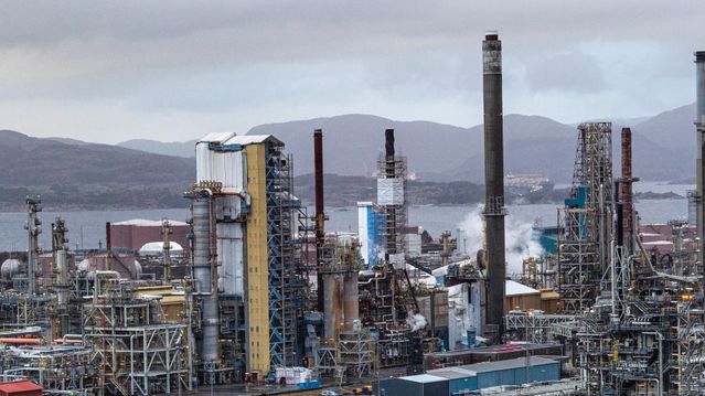 Equinor øker produksjonen på Mongstad etter drivstoffkrisen