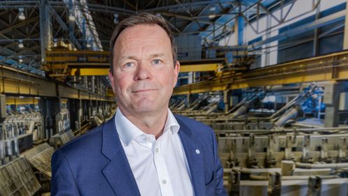 Illustrasjon av – De som står på utsiden og prøver å komme seg inn i bedrifter, blir stadig flinkere
