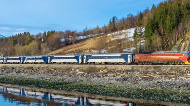 Fylkestinget slår alarm: Jernbanens sårbarhet truer nasjonal beredskap