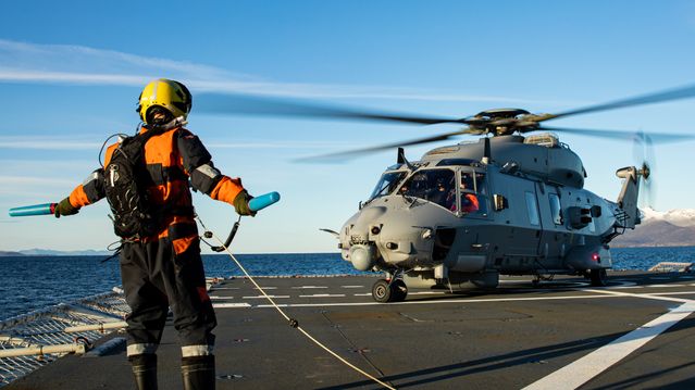 Skal hente NH90-helikoptrene senest til sommeren