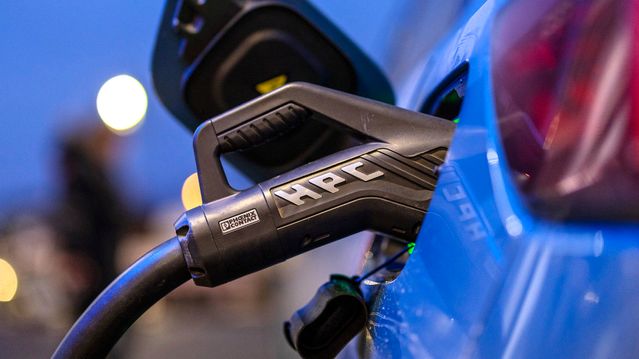 Forskere frykter alvorlig forurensing fra elbiler