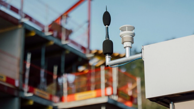 Her er mikrofonen som kan sortere lyder og måle bråk