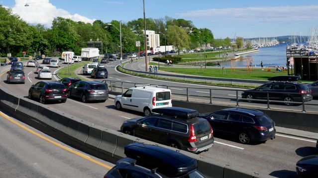 Tryggest å kjøre bil i Norge