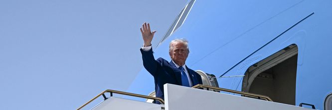 Illustrasjon av Trumps gratisfly må i praksis demonteres