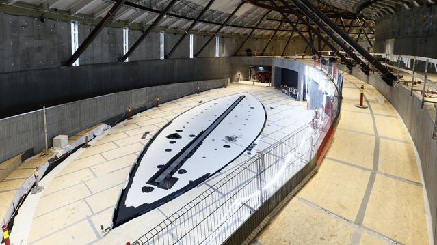 Osebergskipet har lagt ut på sin 86 meter lange ferd