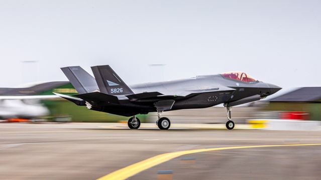 Nå er den norske F-35-stallen full