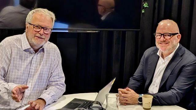 Lager fyllstoff til maling og papir av CO2