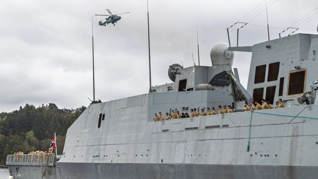 Helikopteret Marinen seiler med kan ikke drive ubåtjakt