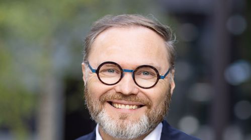 Illustrasjon av Jens Middborg er ny norgessjef i Vivicta