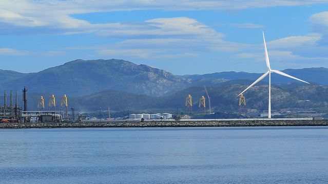 Nabo-protest mot verdens høyeste vindturbin