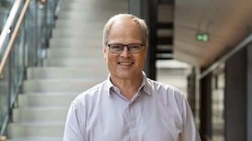 Illustrasjon av Telenor er klar for Nasjonal sky: Har datasentre og forretningsplaner