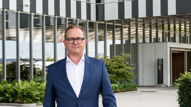 Aker skrinlegger blått og utsetter grønne hydrogenprosjekter