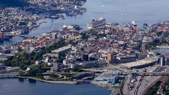 Illustrasjon av Noen har fått tak i e-postadressene til alle skoleelever i Bergen