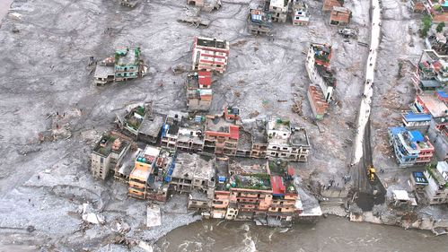Illustrasjon av Mer enn 2500 bygninger ødelagt