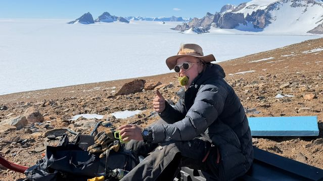 Ny målestasjon i Antarktis: Usikkert om vindmøllene overlever