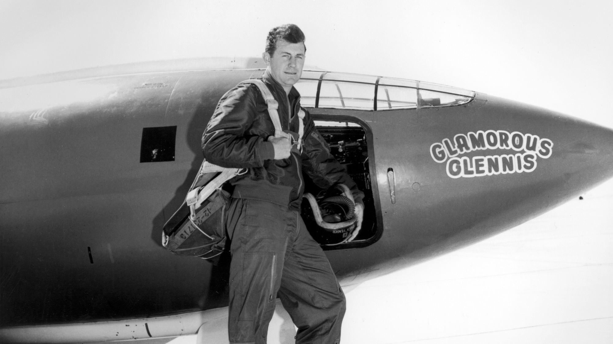 Testflyger Chuck Yeager og rekordflyet oppkalt etter hans kone.