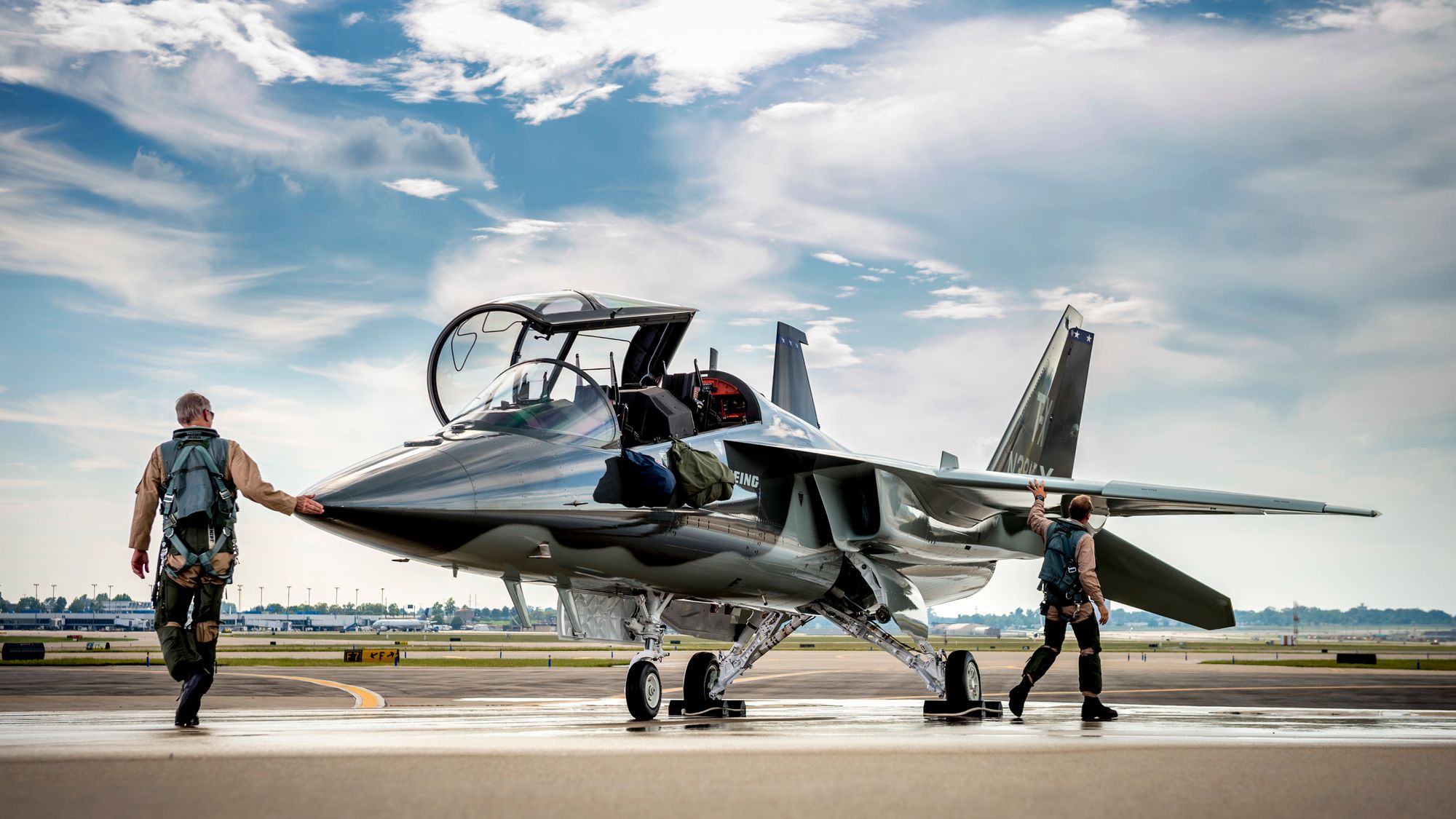 Boeing T-X ble rullet ut og vist fram offentlig i St. Louis første gang i september 2016.