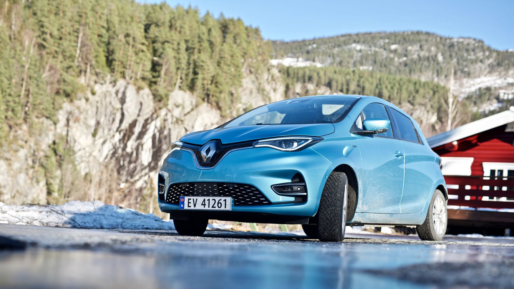 Renault Zoe ZE50 er en spennende bil som kan fungere som en familiebil så lenge man er villig til å tilpasse seg.