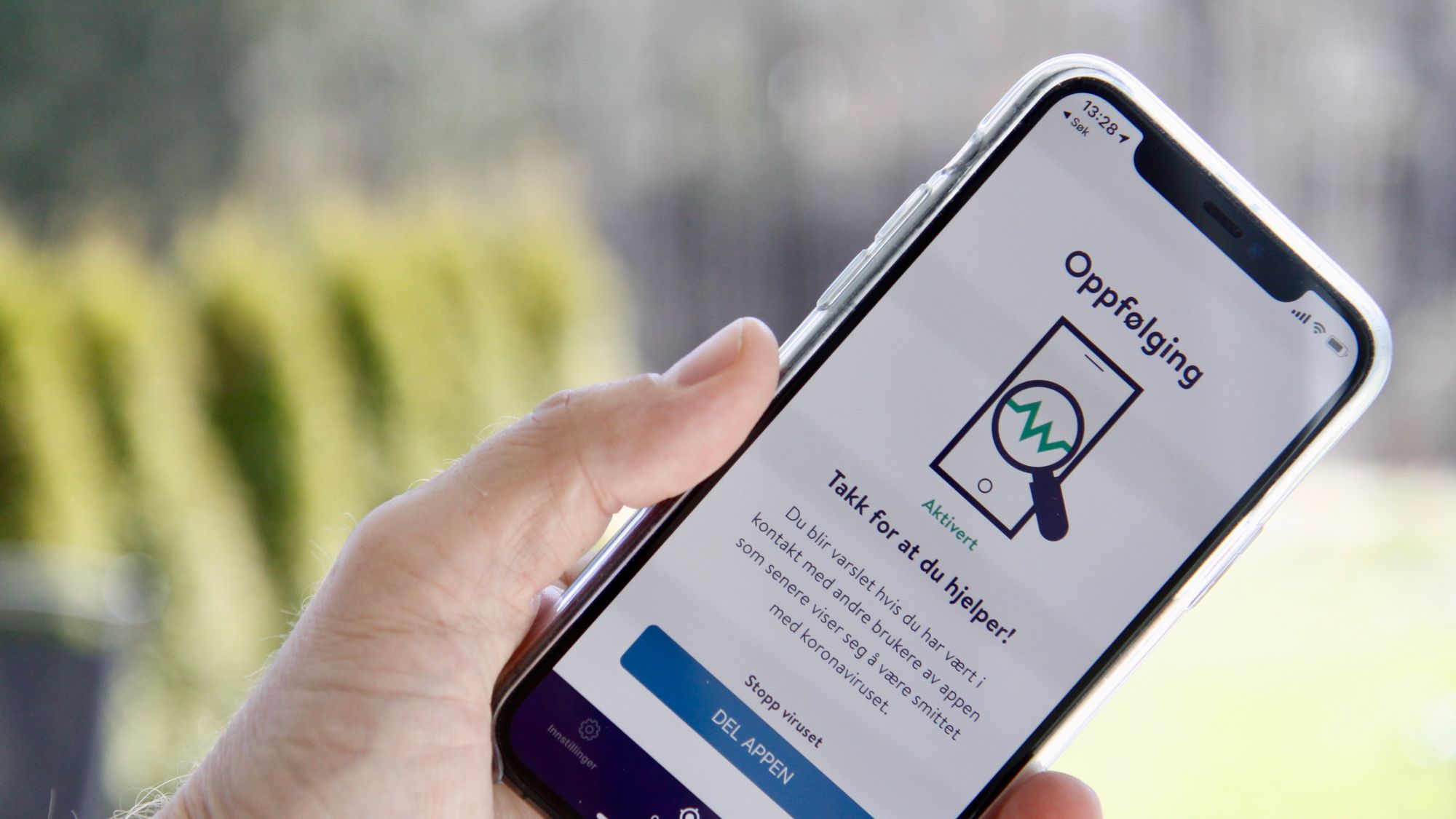 Folkehelseinstituttets nye app Smittestopp skal hjelpe myndighetene med smittesporing, men kan også brukes til å varsle brukeren om at han eller hun har vært i nærheten av noen som er smittet av koronaviruset.