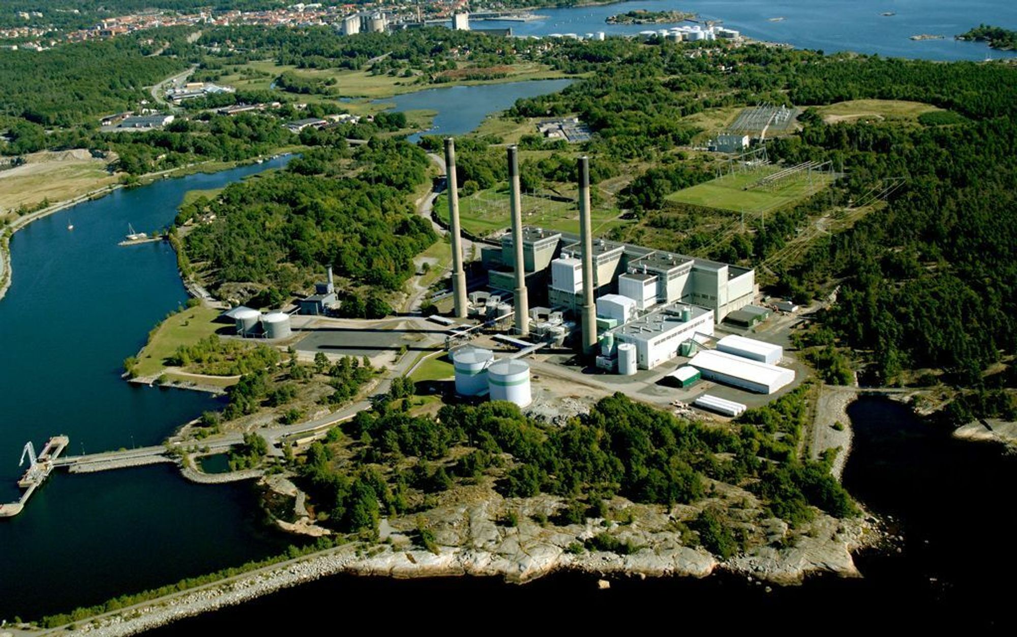 Oljekraftverket i Karlshamn kan startes ved behov. Men prisen eier Uniper tilbød lå over det som tillates i EU-regelverk. Nå står Sverige uten strategisk effektreserve til vinteren.