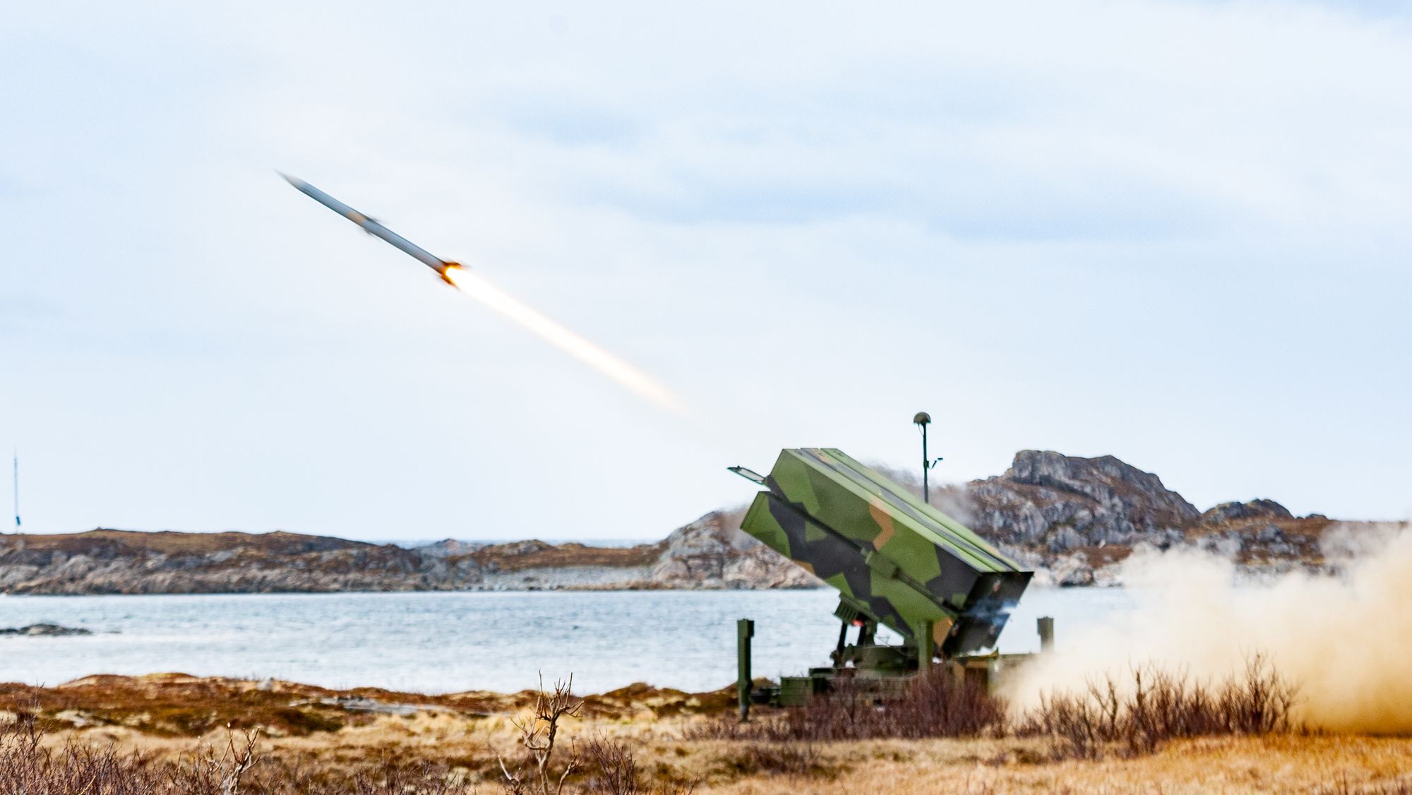 Luftvernartilleribataljonen (LvBn) fra Ørlandet skyter med NASAMS III luftvern på Andøya.