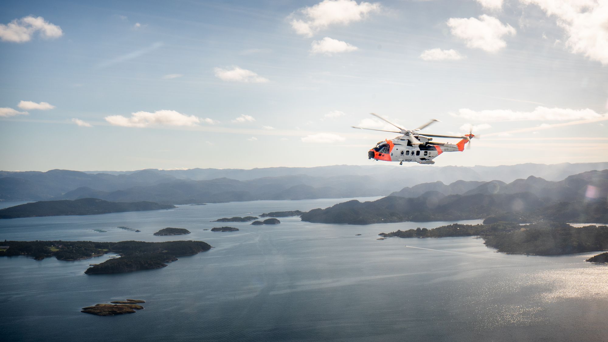 AW101 Sar Queen rett nord for Uskjo øst for Stavanger samme dag som det overtok beredskapen på Sola for sju og en halv måned siden.