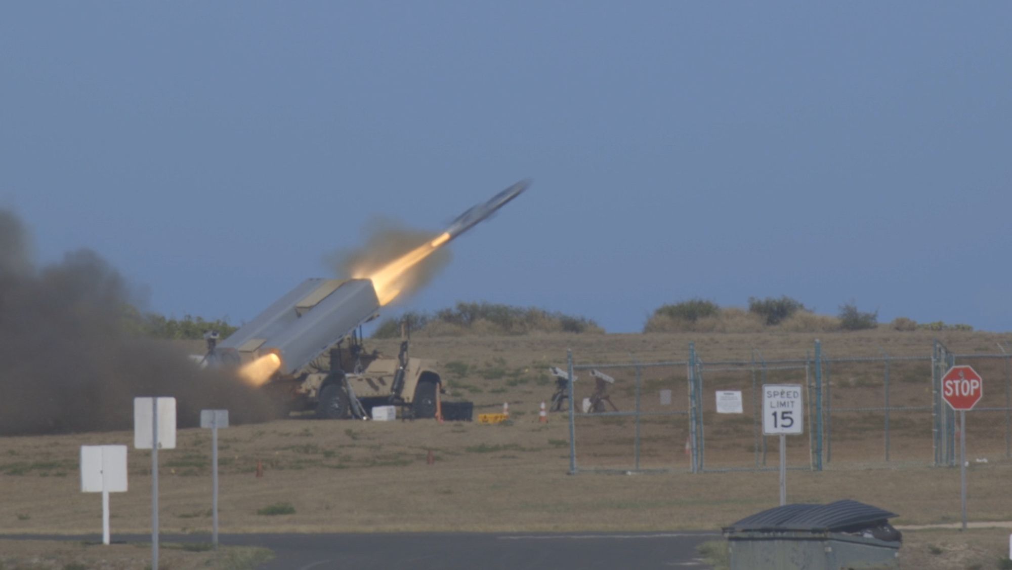 NSM skytes fra Pacific Missile Range Facility Barking Sands på Kauai søndag 15. august.