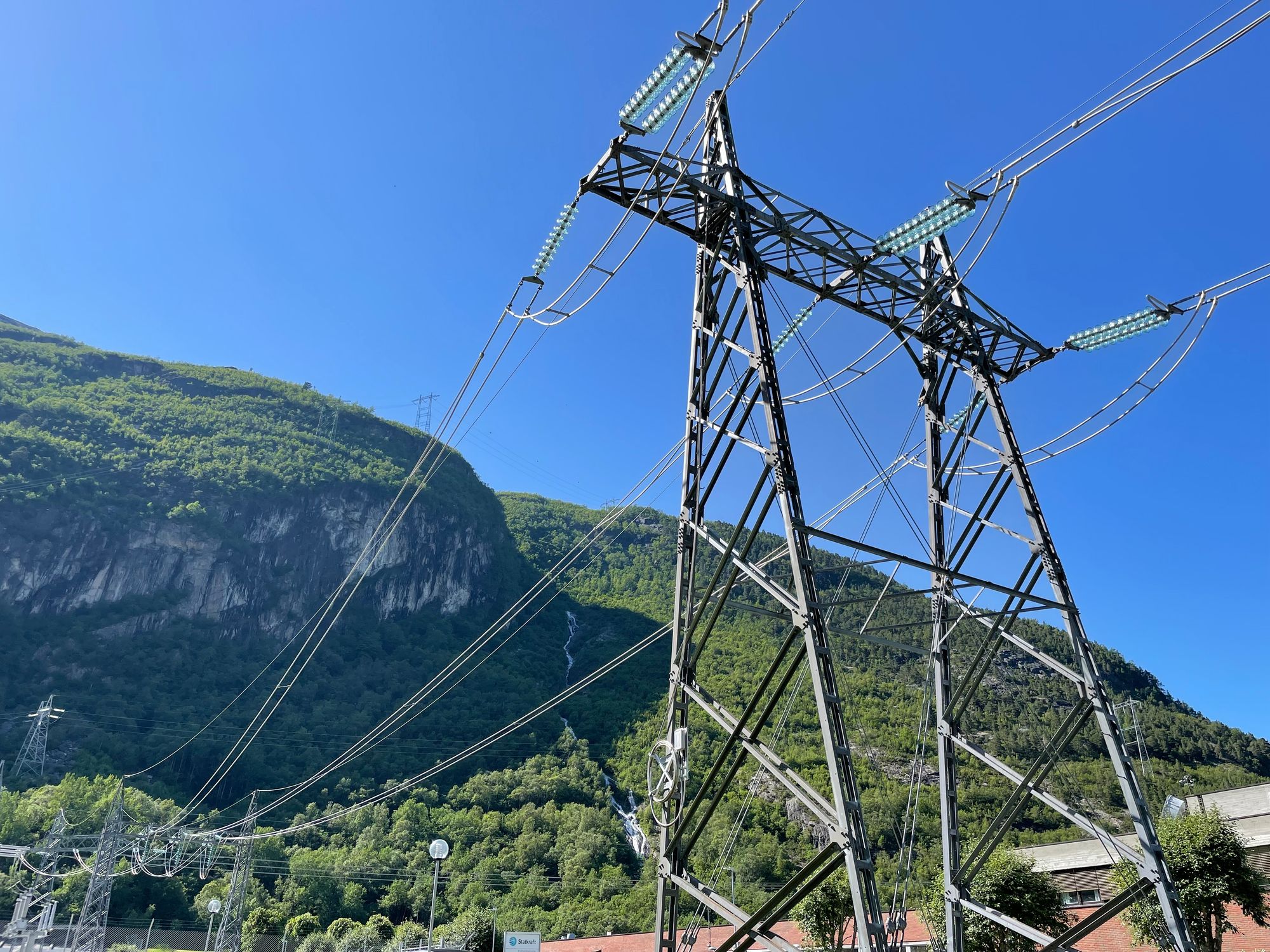 Bor du i nord har du lavere strømpriser i vente, ifølge ekspertene.