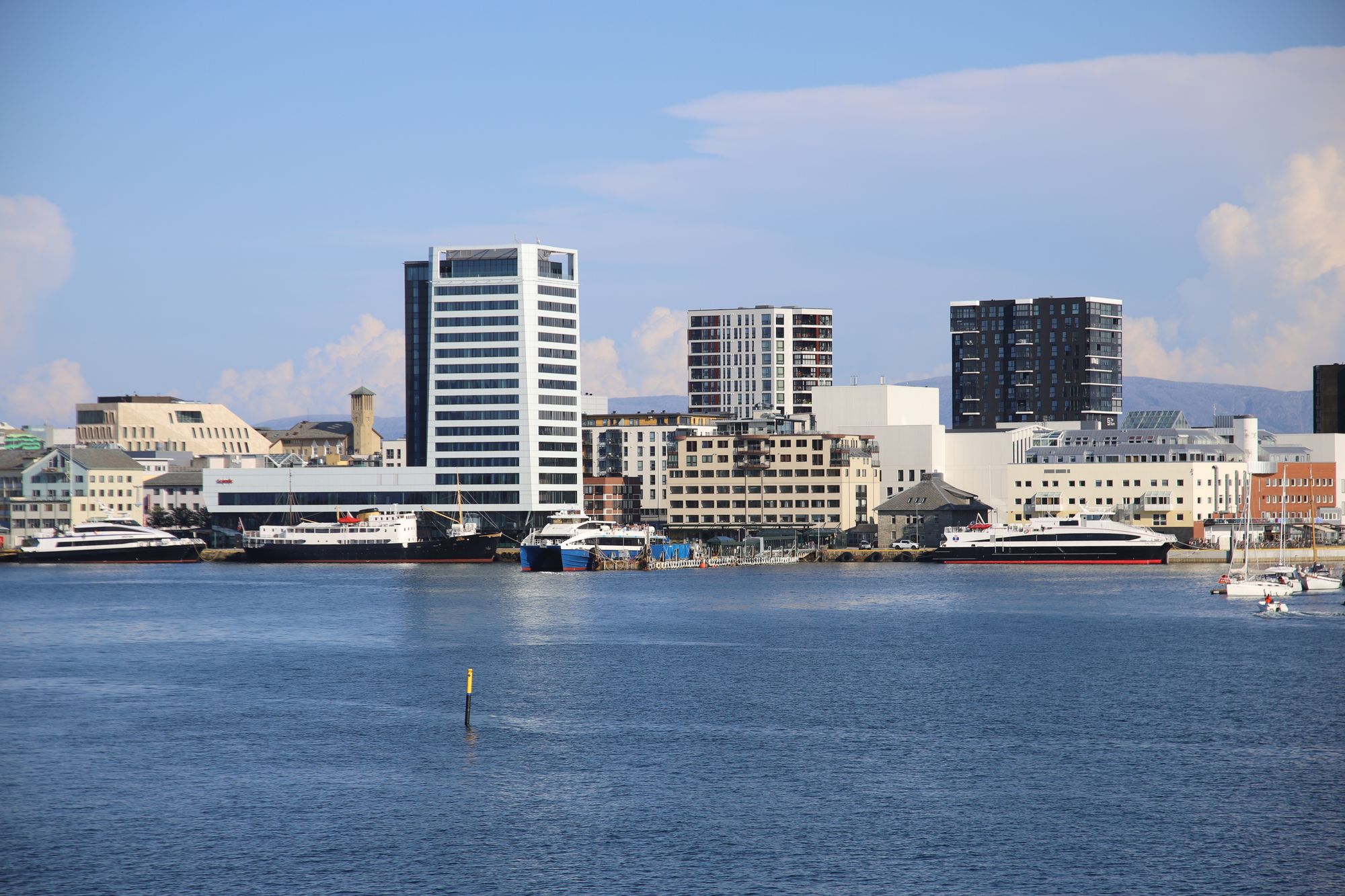 Regjeringens 5G-industriforum har hatt møter med industriaktører i Mo i Rana og Bodø, her representert med et bilde fra Bodø Havn. 