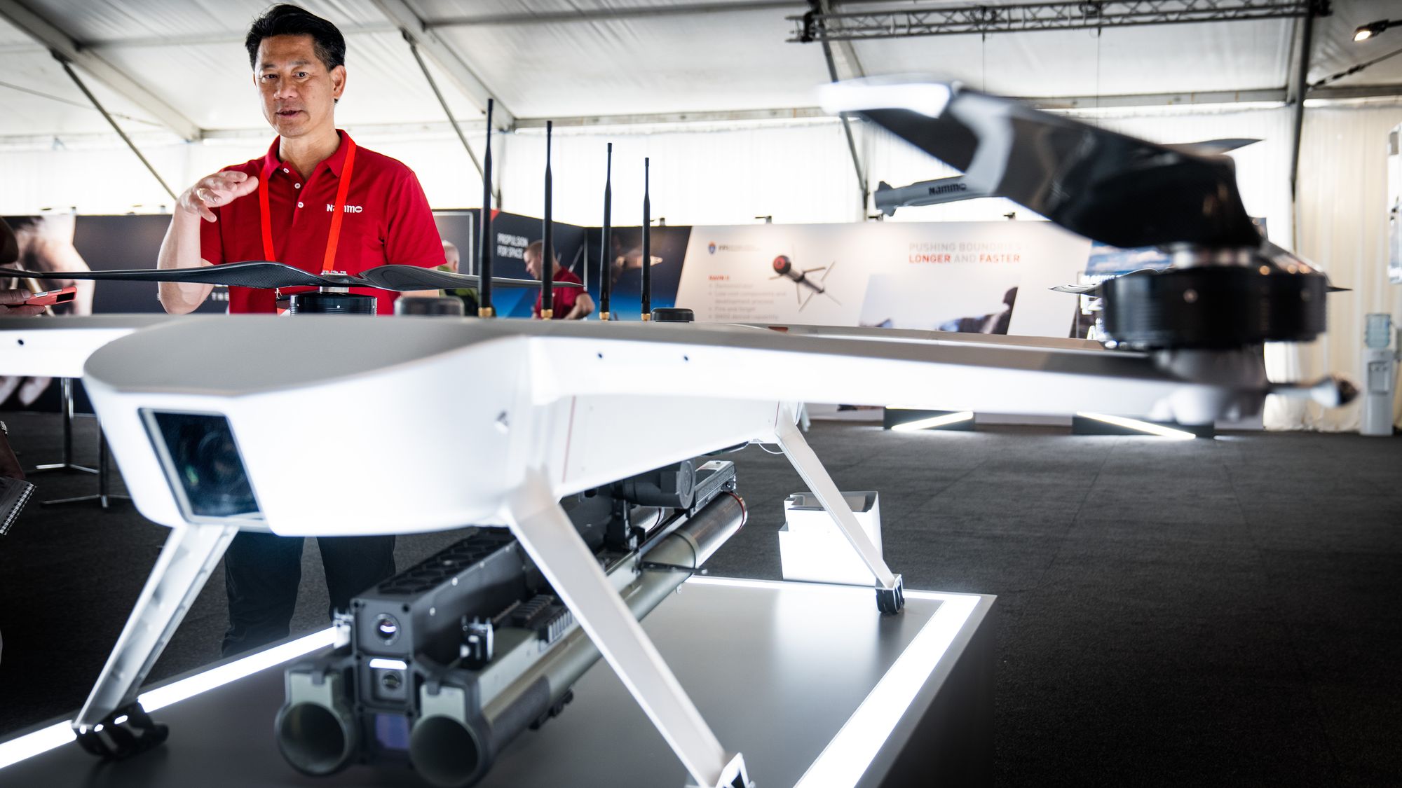 Nammo jobbet i 2023 med å få testet en drone med M72 panservernrakett montert på en Griff drone. Regelverket sto i veien for effektiv testing. Nå vil Stortinget myke opp regelverket.