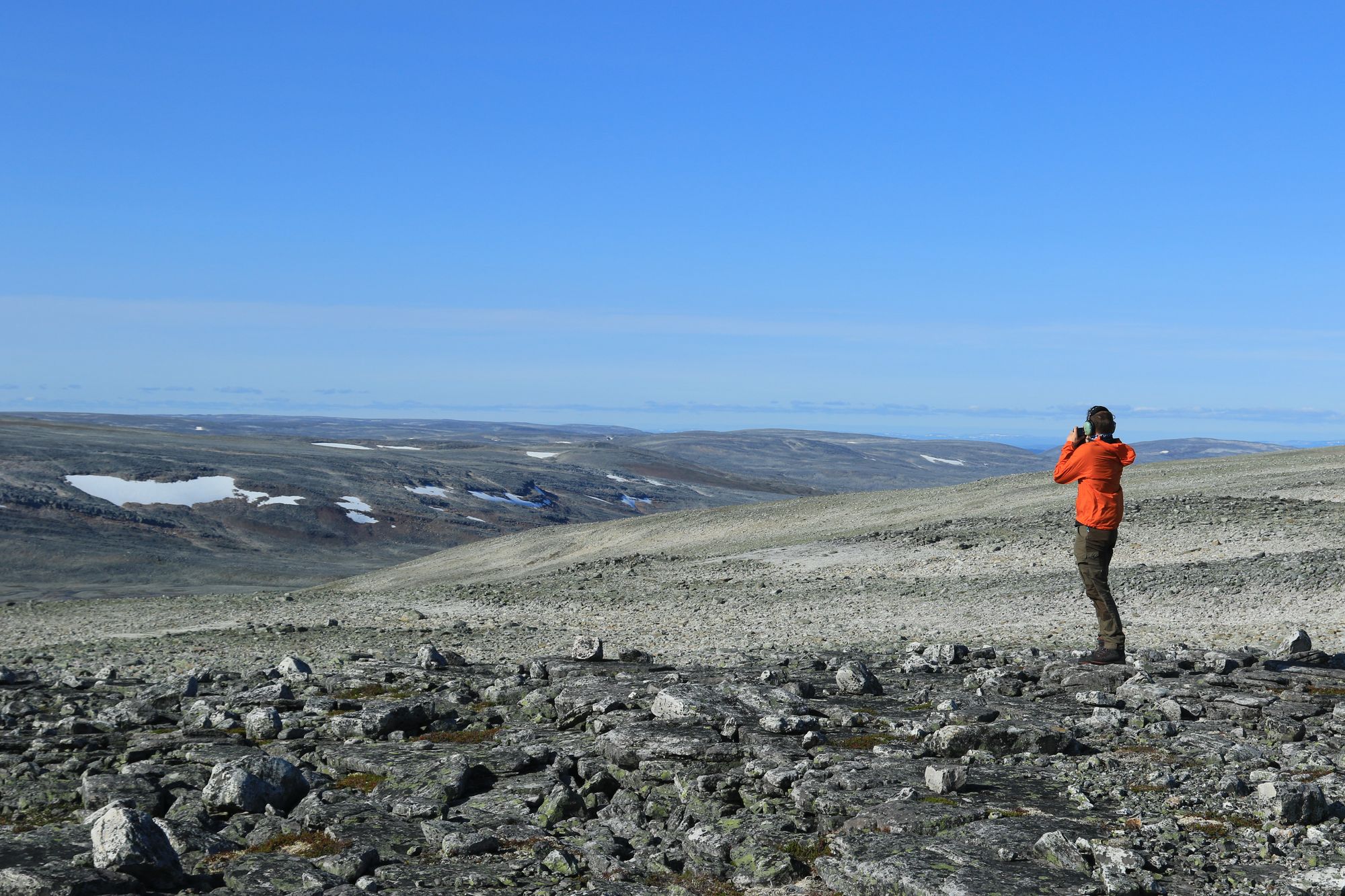 I dette fjellområdet i Lebesby kommune vil Grenselandet AS bygge Davvi vindpark. 