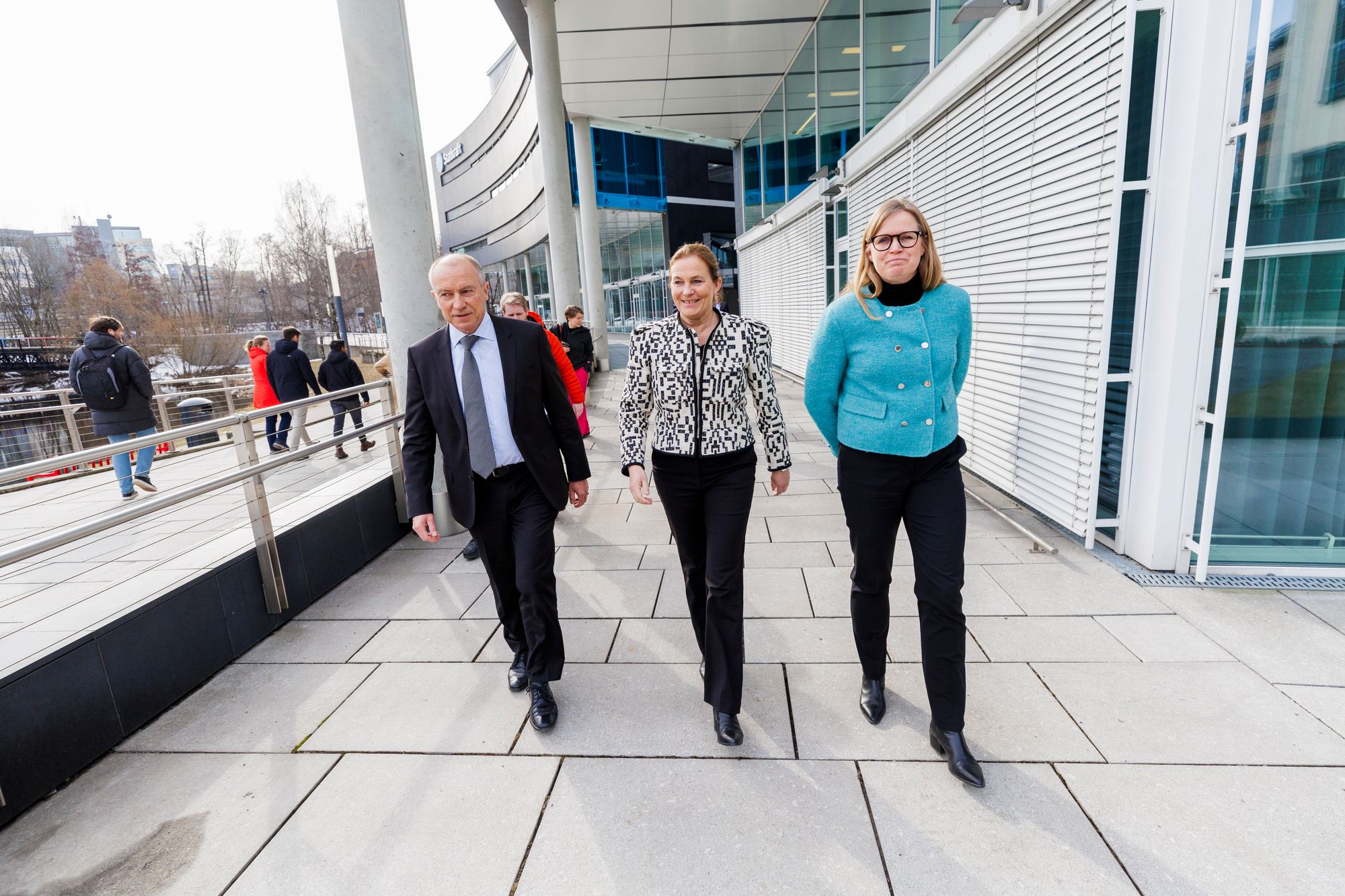 Statkraft, her med avtroppende sjef Christian Rynning-Tønnesen, styreleder Alexandra Bech Gjørv og ny konsernsjef Birgitte Ringstad Vartdal, bekrefter at de ikke deltok i havvindauksjonen. 