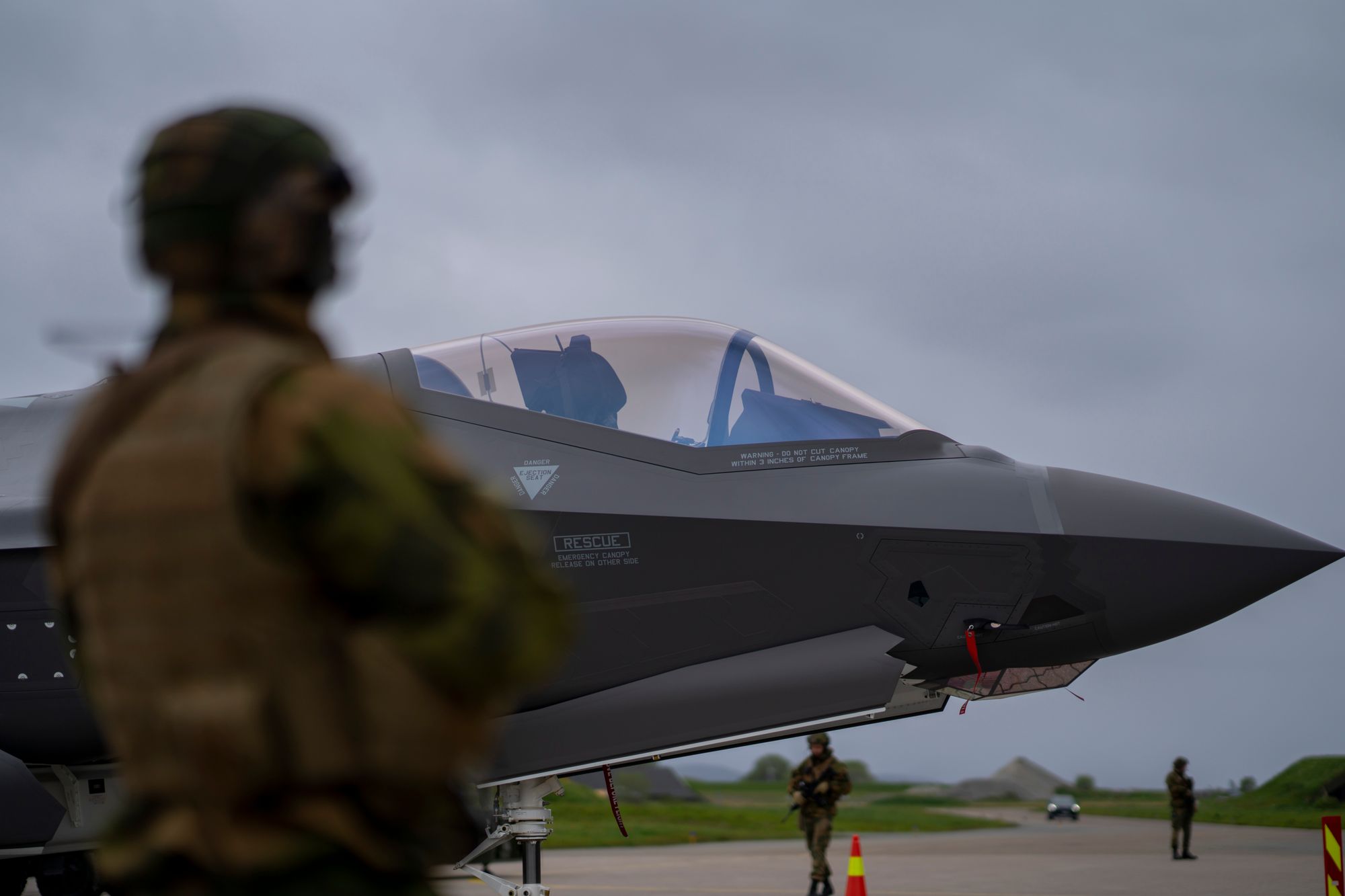 De nye F-35-jagerflyene lager støy, men ikke nok til at mer enn et par eiendommer er tilkjent erstatning for verditap. Foto