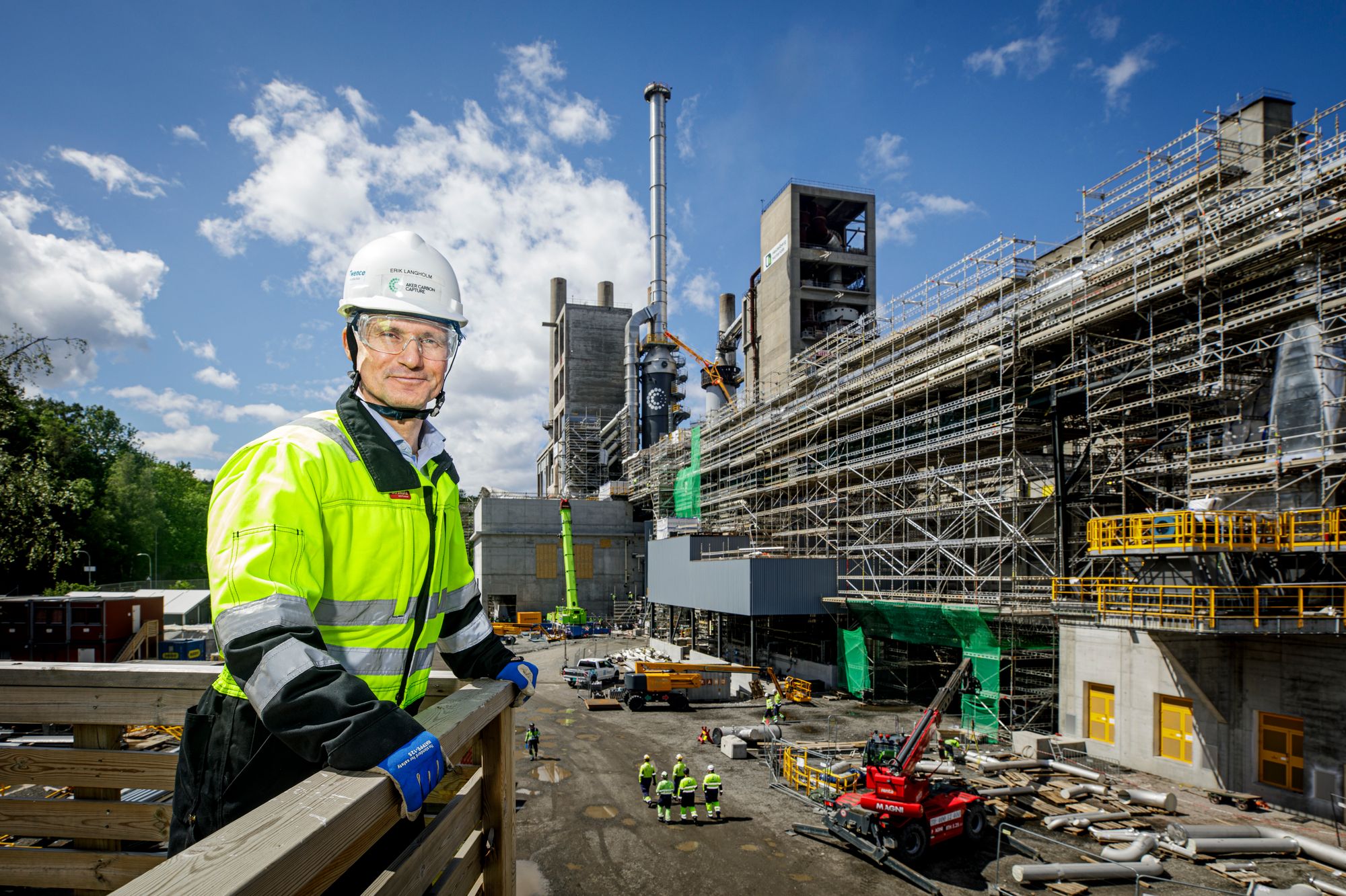 Fra neste år skal sementprodusenten redusere utslippet med 400.000 tonn i året.