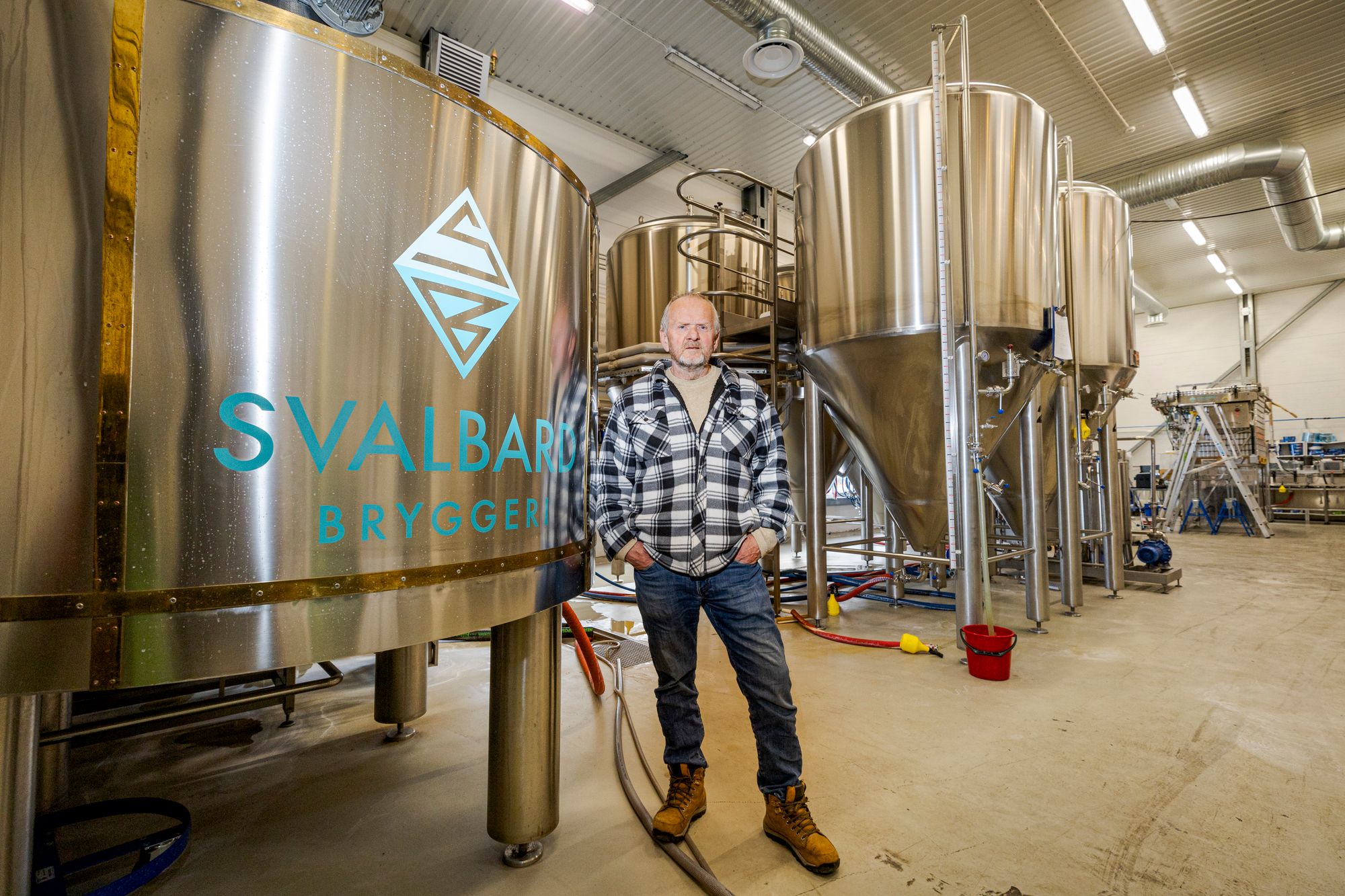 SVALBARD, LONGYEARBYEN
Bilder av Svarlbard Bryggeri.
Robert Johansen, gründer og eier av bryggeriet.
Foto: Arash A. Nejad