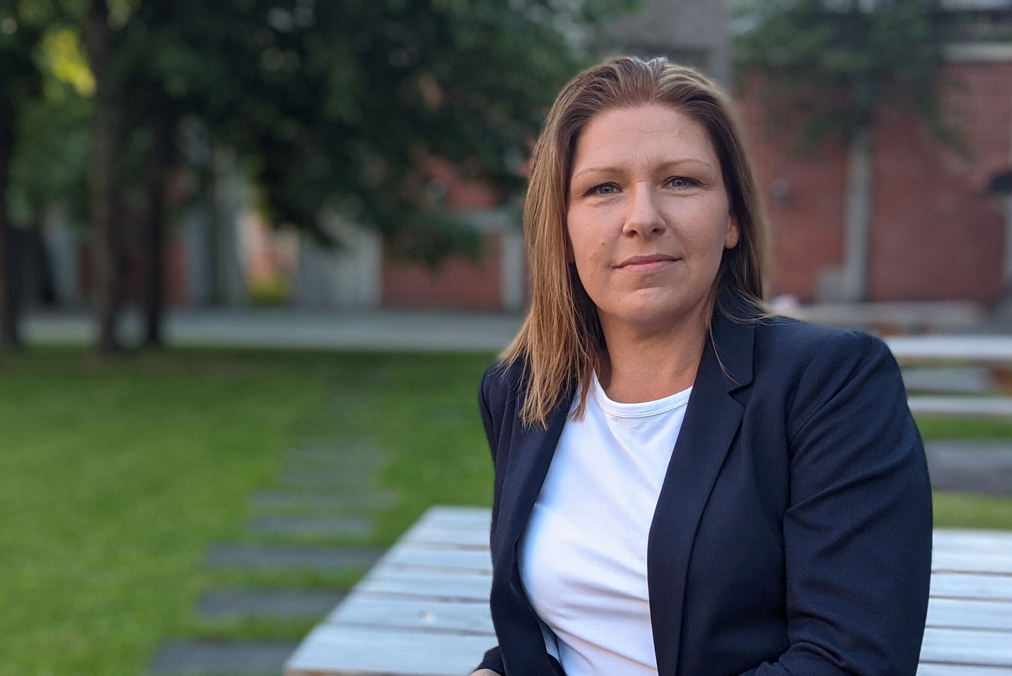 Politioverbetjent Nina Sunde har gjennom en årrekke forsket på hvordan den menneskelige faktoren påvirker bevisene. Foruten politiutdanning har hun doktorgrad i kriminologi og nettopp digitale bevis, og leder forskergruppen «politi og teknologi» ved Politihøgskolen.