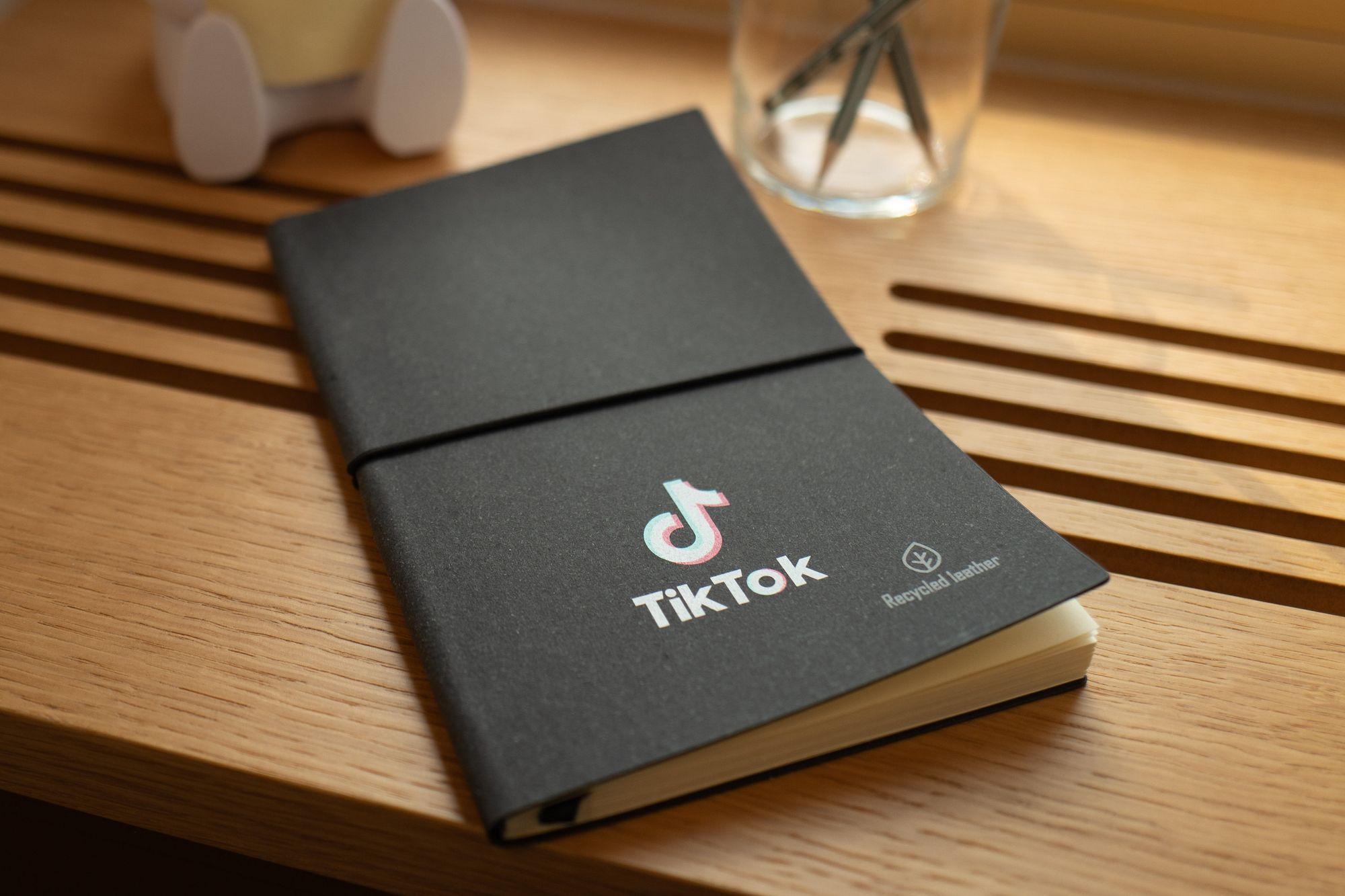 Den populære videoappen Tiktok granskes av EU.