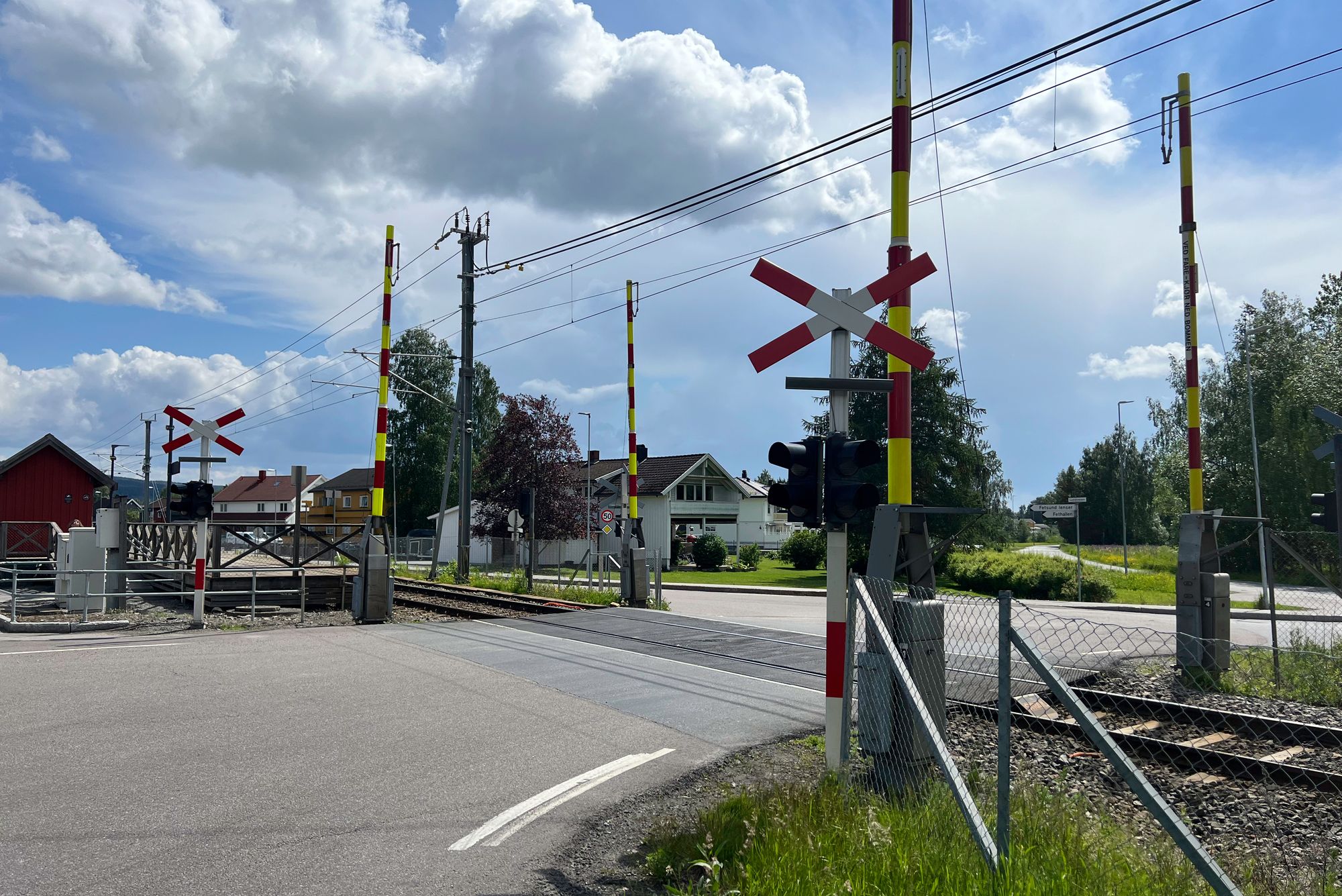 Den nye løsningen er installert på Nerdrum planovergang i Fetsund på Kongsvingerbanen.