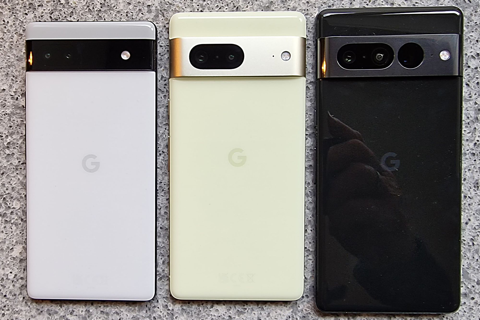 I tillegg til de fleste av Googles Pixel-mobiler, her representert ved Pixel 6a, Pixel 7 og Pixel 7 Pro, kan også andre Android-enheter bli levert med den sårbare demoappen som omtales i saken.