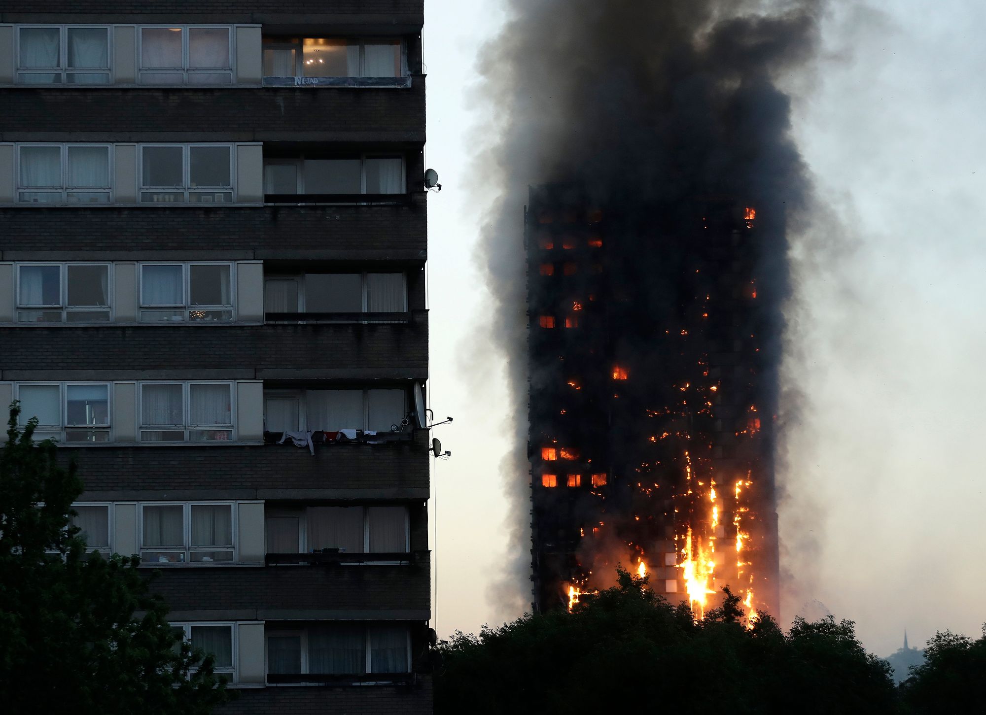 Grenfell Tower ble totalskadet under brannen i 2017. Onsdag kom rapporten som viser svikt i flere ledd.